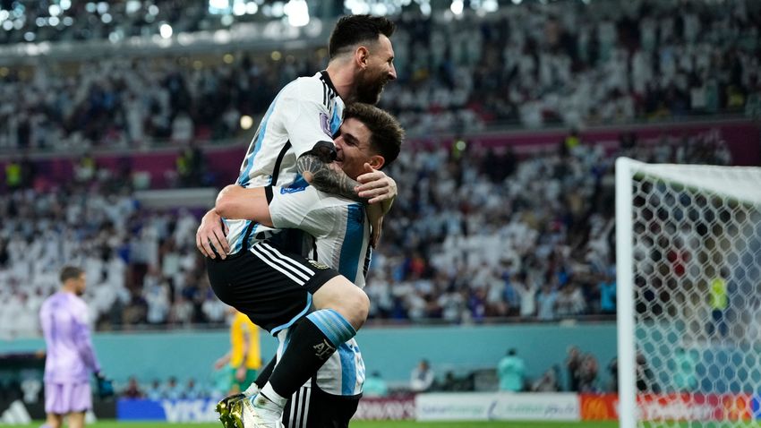 Messi ezerrel tolja, Argentína a legjobb nyolc között a foci-vb-n