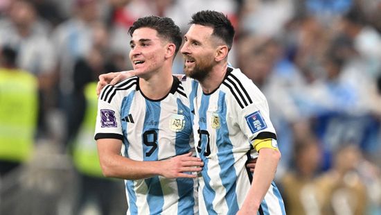 Messi góllal és két gólpasszal lépett közelebb az álma megvalósításához