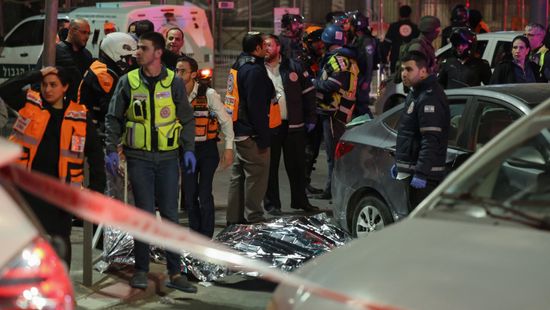 Többen meghaltak fegyveres merényletben egy jeruzsálemi zsinagógában + videók