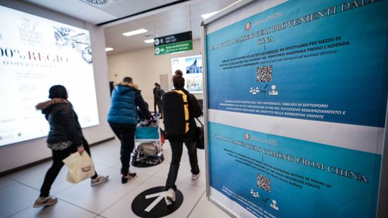 Kína elfogadhatatlannak tartja az onnan érkező utasok kötelező tesztelését