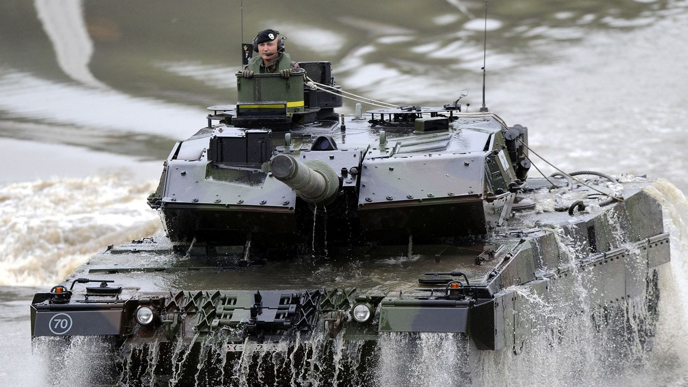German Bundeswehr - Advertisement manoeuvre ?Army in action?