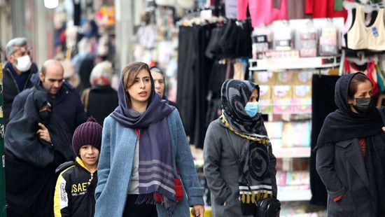 Egy iráni ajatollah szerint nem szabad erőszakkal kényszeríteni a nőket a hidzsáb viselésére