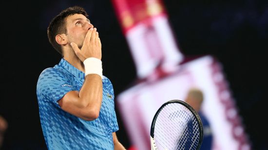 Tízből tíz: Novak Djokovics utolérte Rafael Nadalt