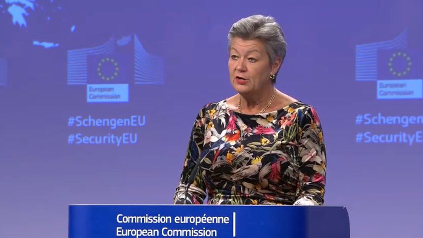 Uniós biztos: növelni kell az átláthatóságot és a korrupcióellenes fellépést