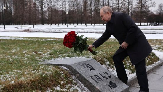 Putyin: A cél a 2014 óta zajló háború lezárása