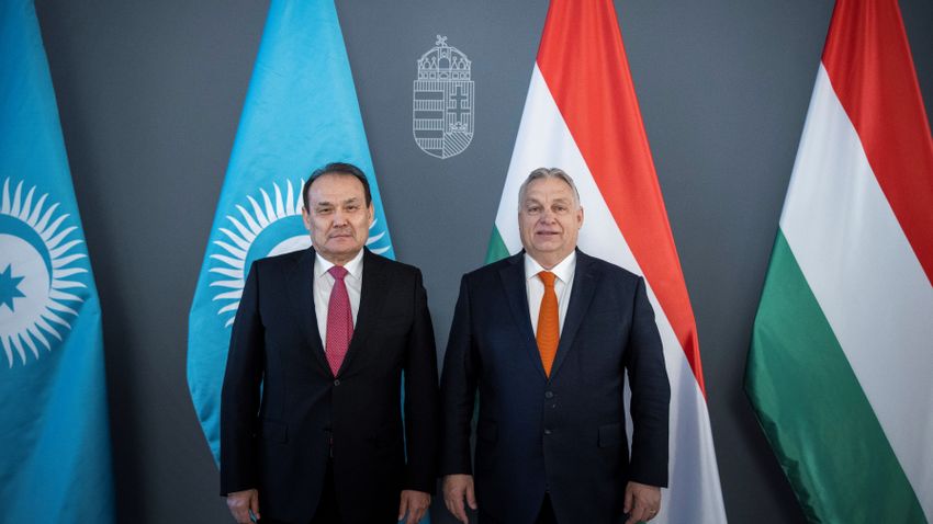 Orbán Viktor a Türk Befektetési Alap elnökével tárgyalt