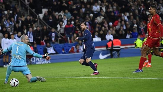 Messi, a világbajnok visszatért: góllal és Pelére emlékezve