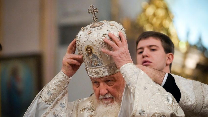 Újabb ortodox egyházi személyeket szankcionál Kijev