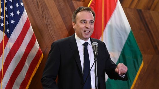 A nyíltan meleg amerikai nagykövet szerint személyes támadások érik Magyarországon