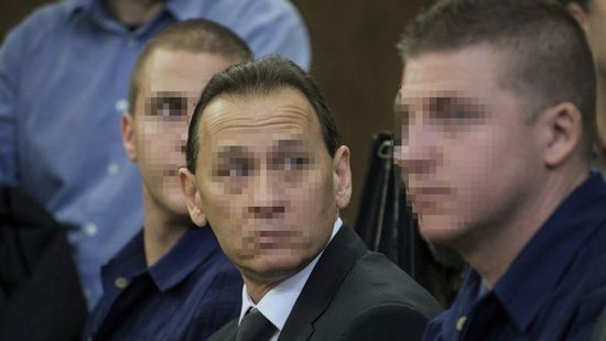 Bűnösök a Vizoviczki László megvesztegette korrupt rendőrök