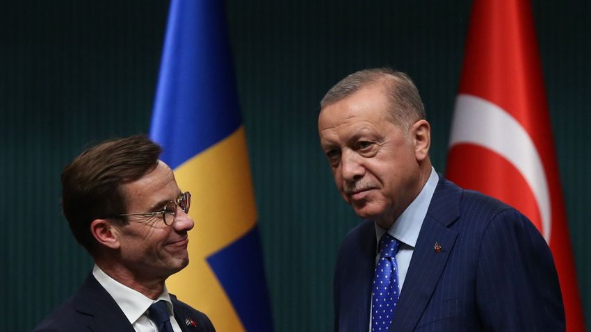 A törökországi katasztrófa hatással lehet Svédország NATO-csatlakozási kérelmére