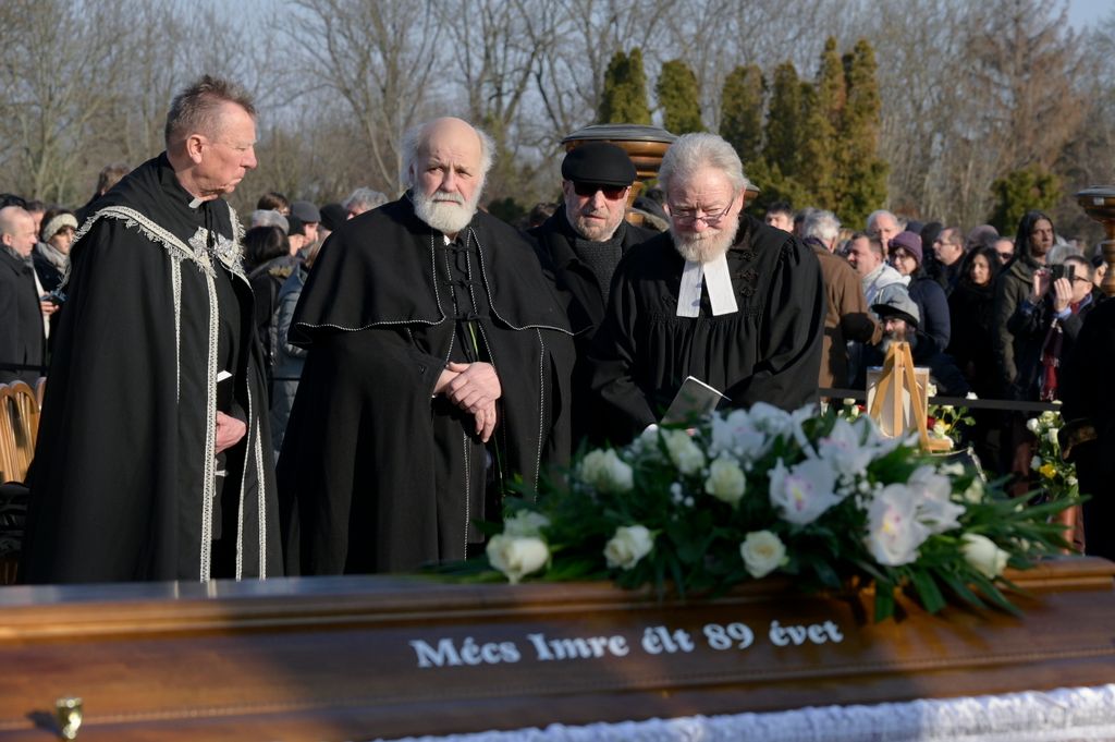 BEER Miklós; IVÁNYI Gábor; DONÁTH László; FRÖLICH Róbert; MÉCS Imre