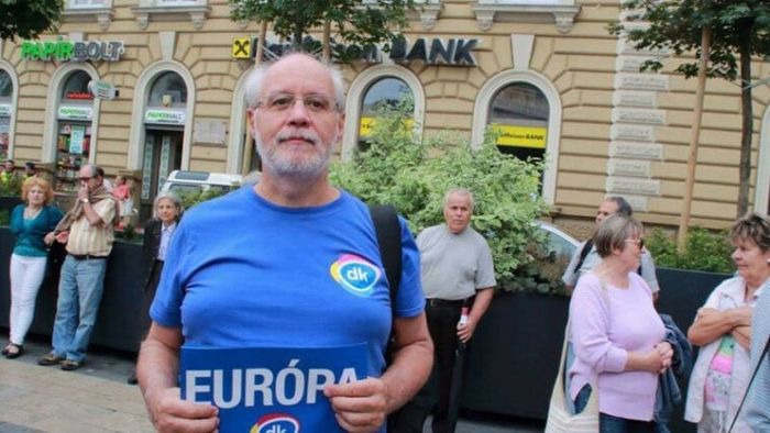Gyanúsítottként hallgatták ki a taxikártyabotrány miatt Nemes László DK-s képviselőt