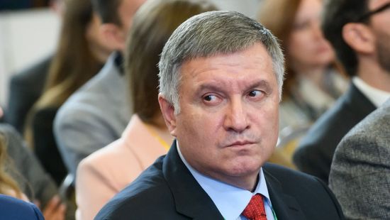 Házkutatást tartottak több ukrán üzletembernél és politikusnál, meneszteni fogják a vámhivatal vezetését