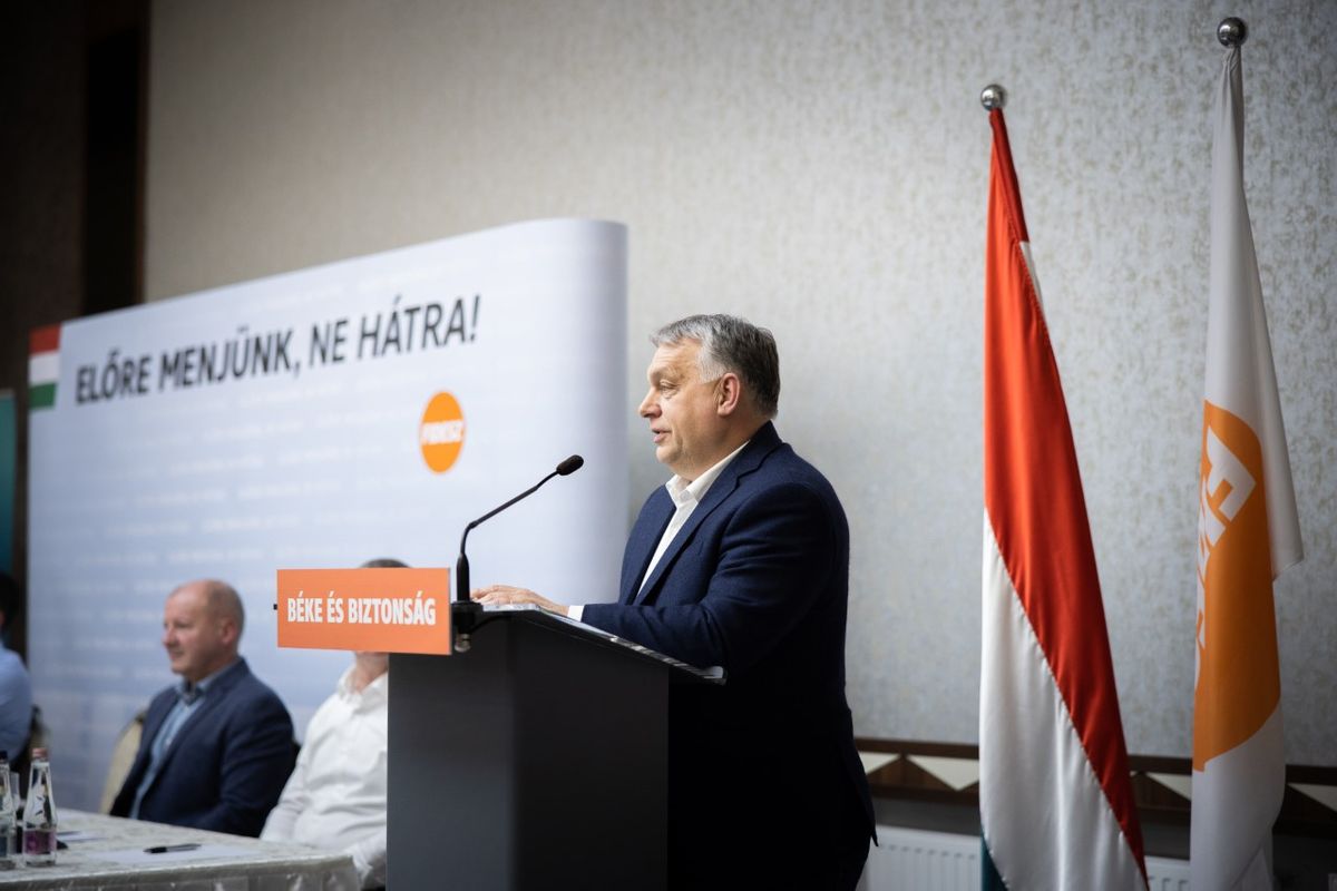 Orbán Viktor: Magyarország ki fog maradni a háborúból!