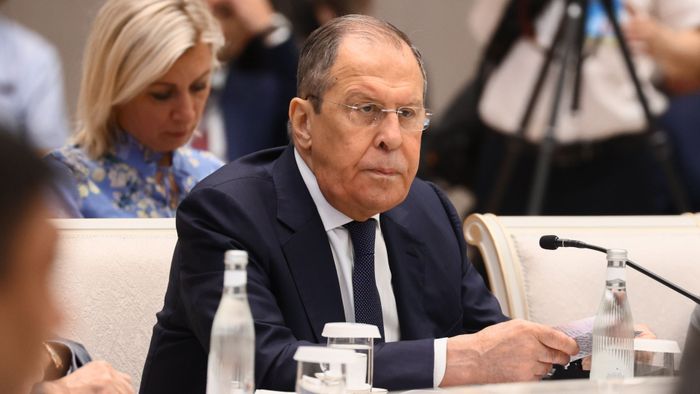 Lavrov: Oroszország a geopolitikai csata epicentrumában van