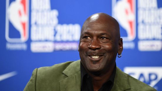 Michael Jordan trónja szilárdan áll az interneten