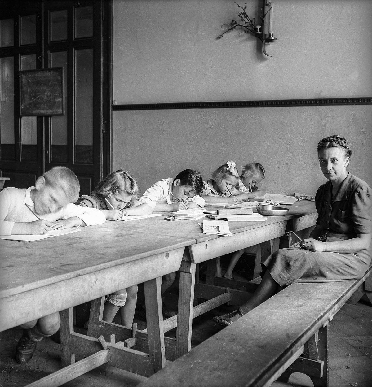 Flüchtlinge; Ungarische und rumänische Kinder; Schulunterricht; 1945
