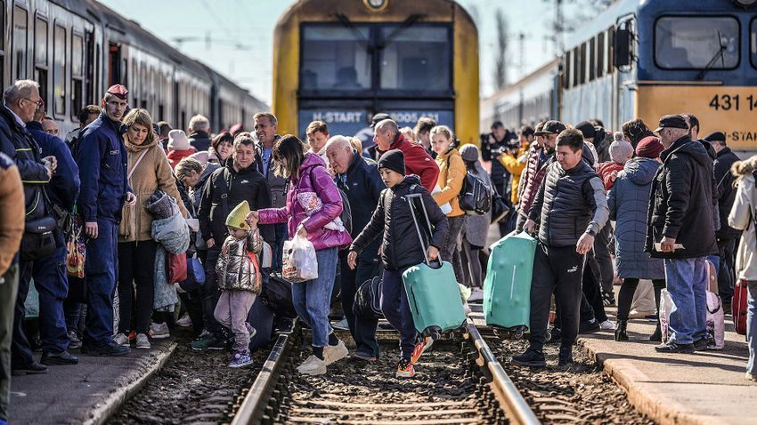 A szombati napon több mint tízezren érkeztek Ukrajnából