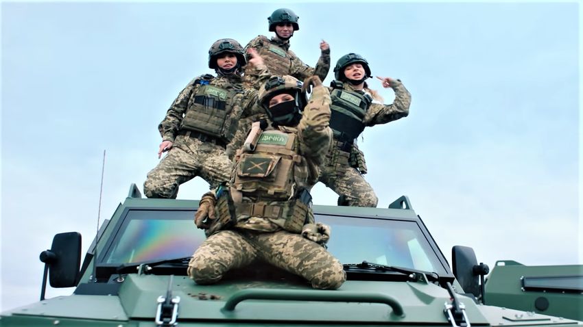 Szexistának és megalázónak tartják az ukránok legújabb slágerét + videó