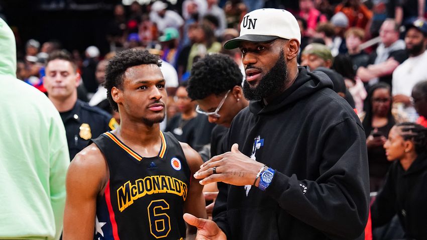 LeBron James Magyarországon kosármeccsen?! – fiával jöhet az NBA-sztár