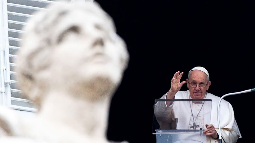Ferenc pápa: A genderideológia rendkívül veszélyes
