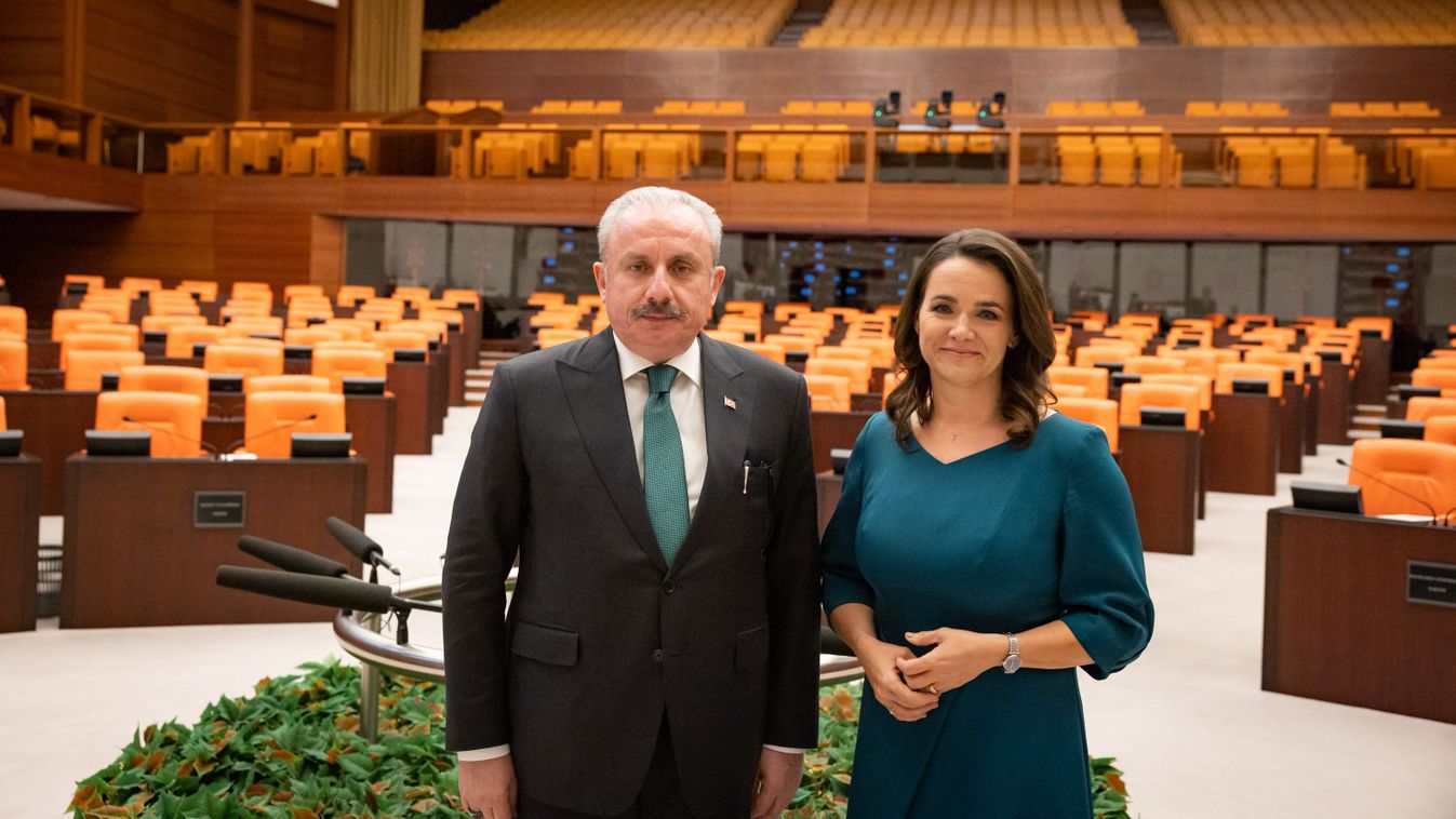 Novák Katalin köztársasági elnök és Mustafa Sentoppal, a török parlament elnöke 2023.03.30-án. (Forrás: Katalin Novák / Twitter)