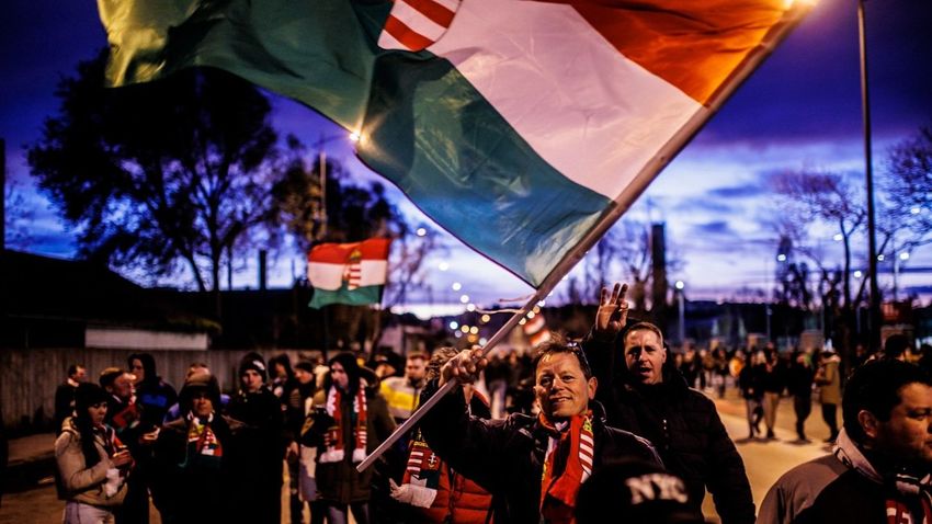 Így vonultak a szurkolók az első hazai Eb-selejtezőre + fotó, videó