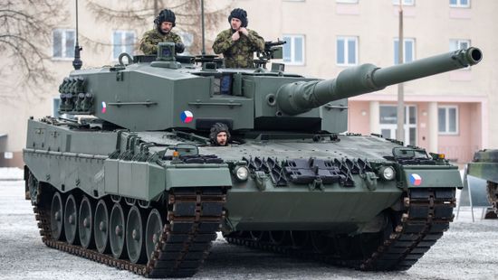 Összeállt az első Leopard-harckocsiszázad