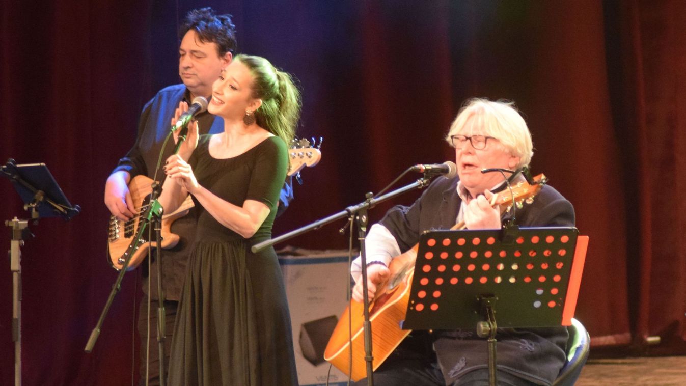 Petőfi dicsérete koncerten énekelt Szarka Gyula