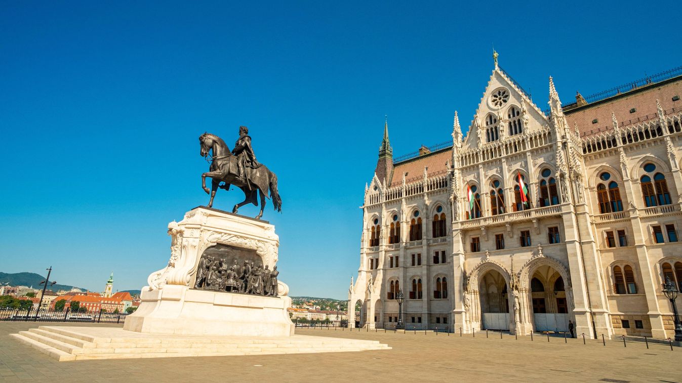 Hungary budapest unesco pest district hungarian parliament equestrian statue count gyula andrassy
