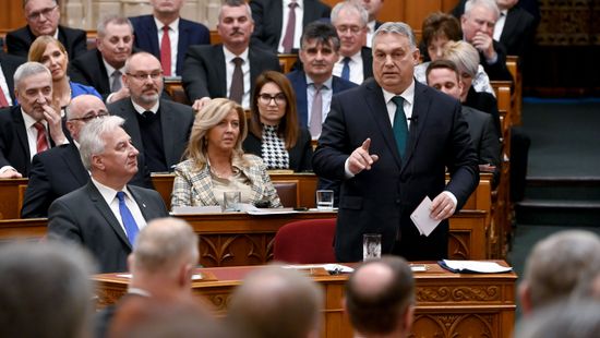 Így csavarta az ujja köré Orbán Viktor a komplett baloldalt