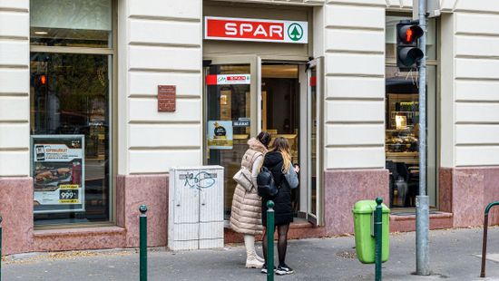 Elképesztő keresletre számít húsvétkor a Spar, így próbálják megkönnyíteni a vevők dolgát