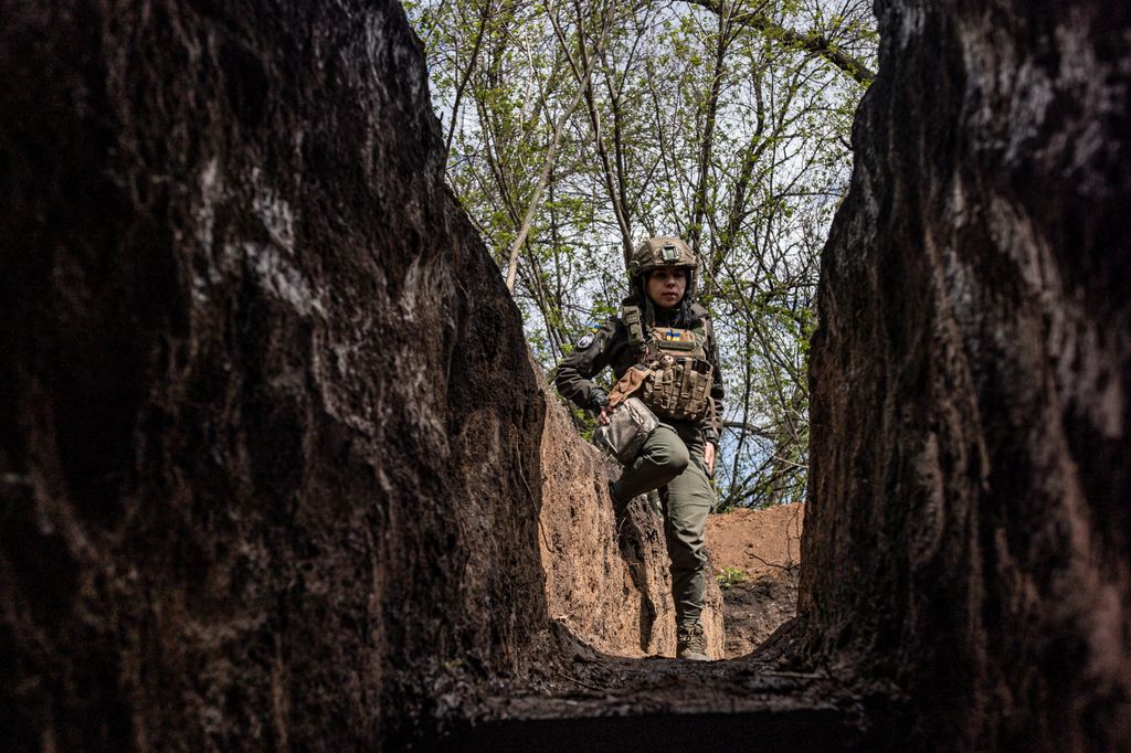 Ukrainian soldiers on the frontline in Donetsk Oblast