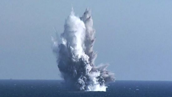 Észak-Korea vízfelszín alatti támadófegyverrel hajtott végre kísérletet
