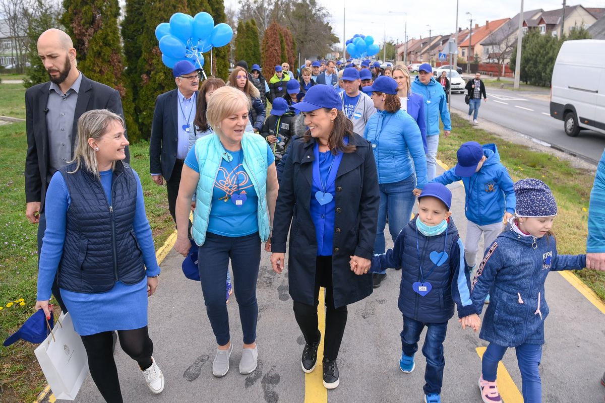 NOVÁK Katalin