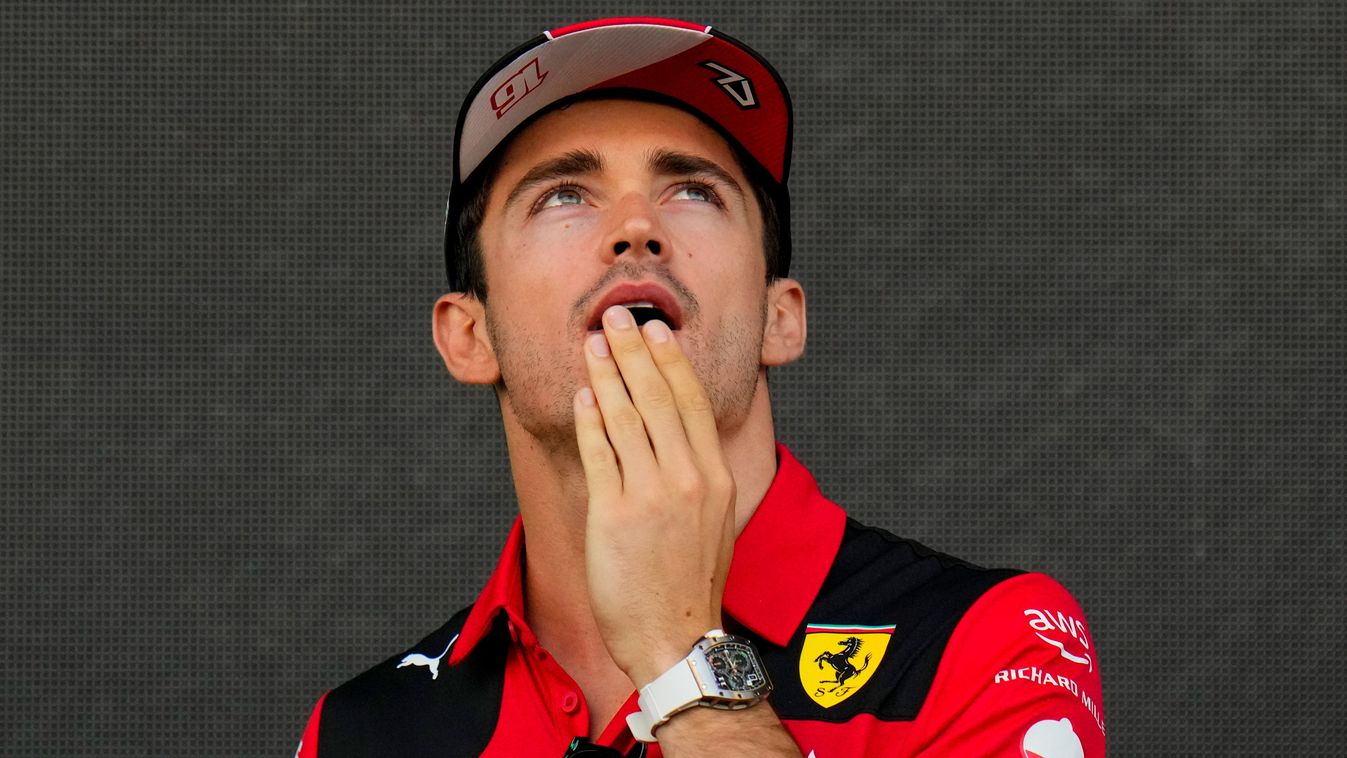 Így vette üldözőbe a kifosztóit Leclerc a Ferrarijával + videó