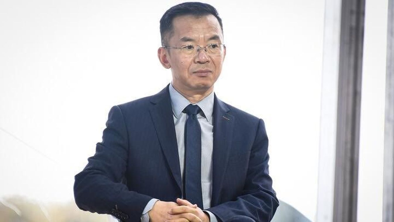 Lu Shaye, a Kínai Népköztársaság párizsi nagykövete 2023-ban (Forrás: Twitter)