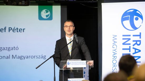Alapjogokért Központ: Súlyos határátlépés történt Brüsszelben