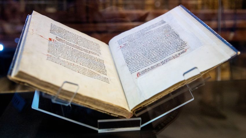 Megjelent a Budai krónika újabb hasonmás kiadása