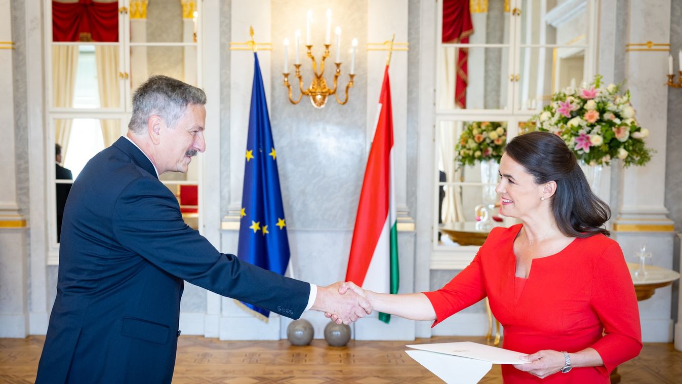 Novák Katalin átadta az új kijevi magyar nagykövet megbízólevelét