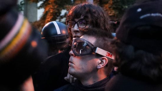 Nyomoz az ügyészség a pénteki erőszakos ellenzéki tüntetés miatt