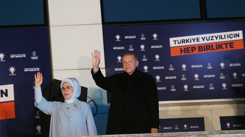Erdogan győzelmével zárulhat az elnökválasztás második fordulója
