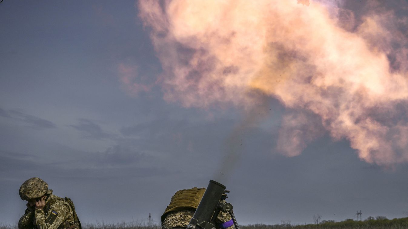 Ukrainian soldiers on the frontline in Donetsk Oblast