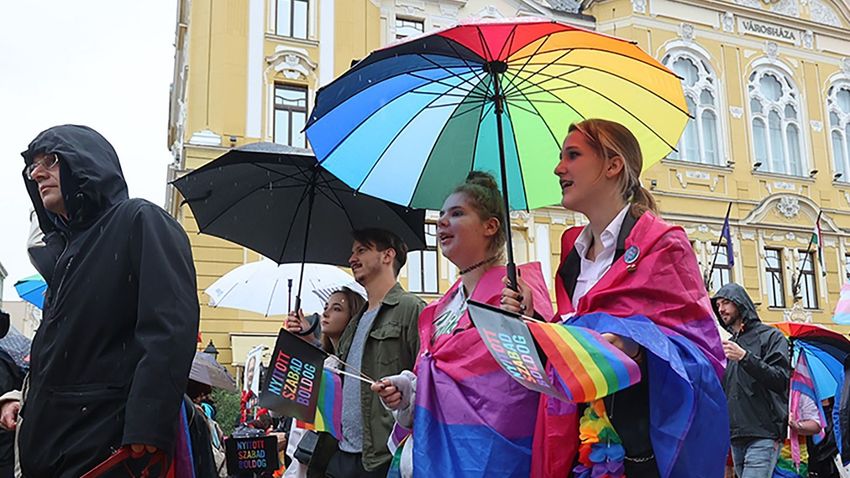 Pécsen folytatódik az LMBTQ-fesztivál