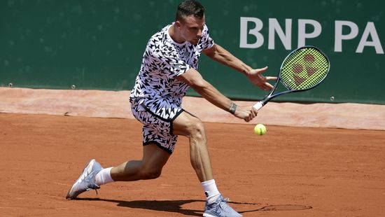 Fucsovics vitte a hátán a magyar teniszt, de megjött az erősítés + videó