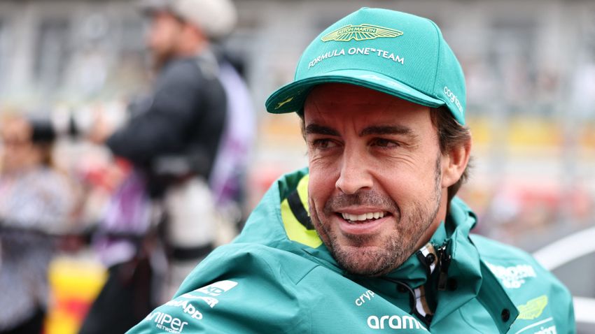 Solo un piloto puede ablandar el corazón del siempre crítico Alonso