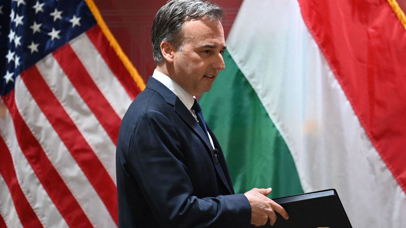 Ismét Orbán Viktort támadja az amerikai nagykövet