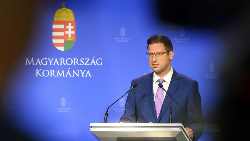 Hungary's government rejects any migrant quota - Vimarsana News