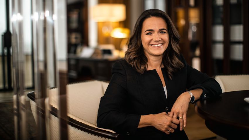 Novák Katalin: Nem a kormány döntéseit magyarázom, hanem Magyarországot képviselem